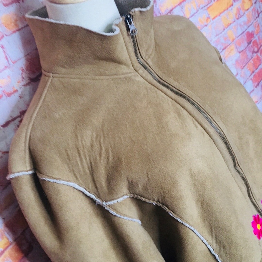 Coach Upcycled
Faux Suede and Shearling Front Zip Floral Embroidered Jacket - Picture 2 of 8